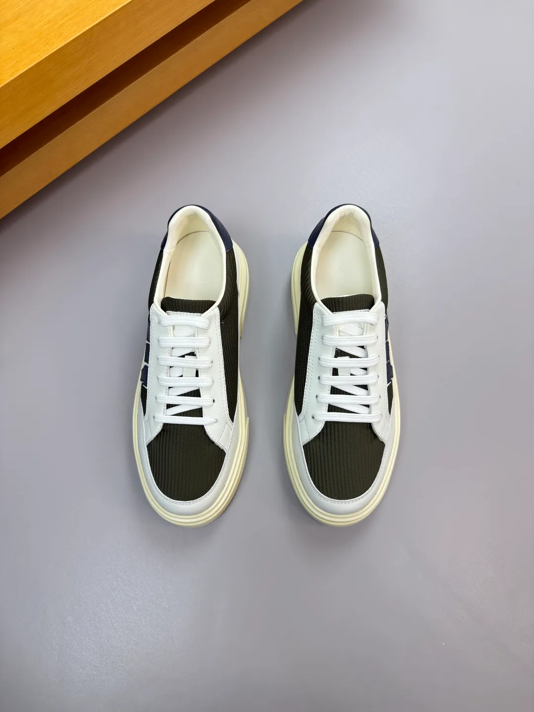 Men's men's shoes 💰420 [New style] 🏃‍♂️🏃‍♂️[ Ferragamo] Ferragamo - High-end quality original order·Casual sports shoes - Upper: 🔝Nappa calfskin, suede calfskin, shoe body. Sewing brand totem, tongue air pressure brand logo - Inner: water-dyed cowhide - Outsole: ultra-light TPU foam rubber; molded outsole -Ultra-high quality control and fine workmanship: outstanding (high-end, extravagance, grade) -Size: 38-45 (46, can be customized)